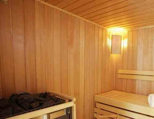 Як обшити баню всередині вагонкою. Як обшити баню вагонкою недорого і заощадити на обробці