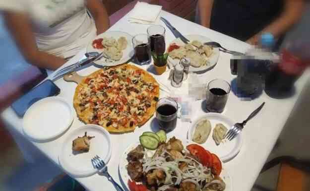 Як в криму ми купували “гору” шашлику, а пішли голодними