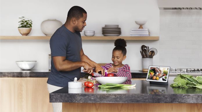 Голосове управління розумним будинком-дізнайтеся, що ви можете зробити, просто задавши питання