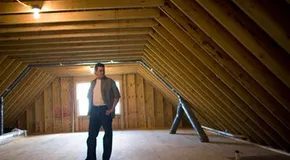 Como instalar você mesmo as aberturas do sótão: um guia DIY para resfriamento e economia